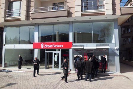 Çubuk Ziraat Bankası, Yeni Binasına Taşındı