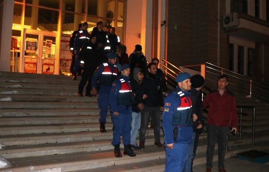 Jandarma ve polisten dev uyuşturucu operasyonu 20 gözaltı